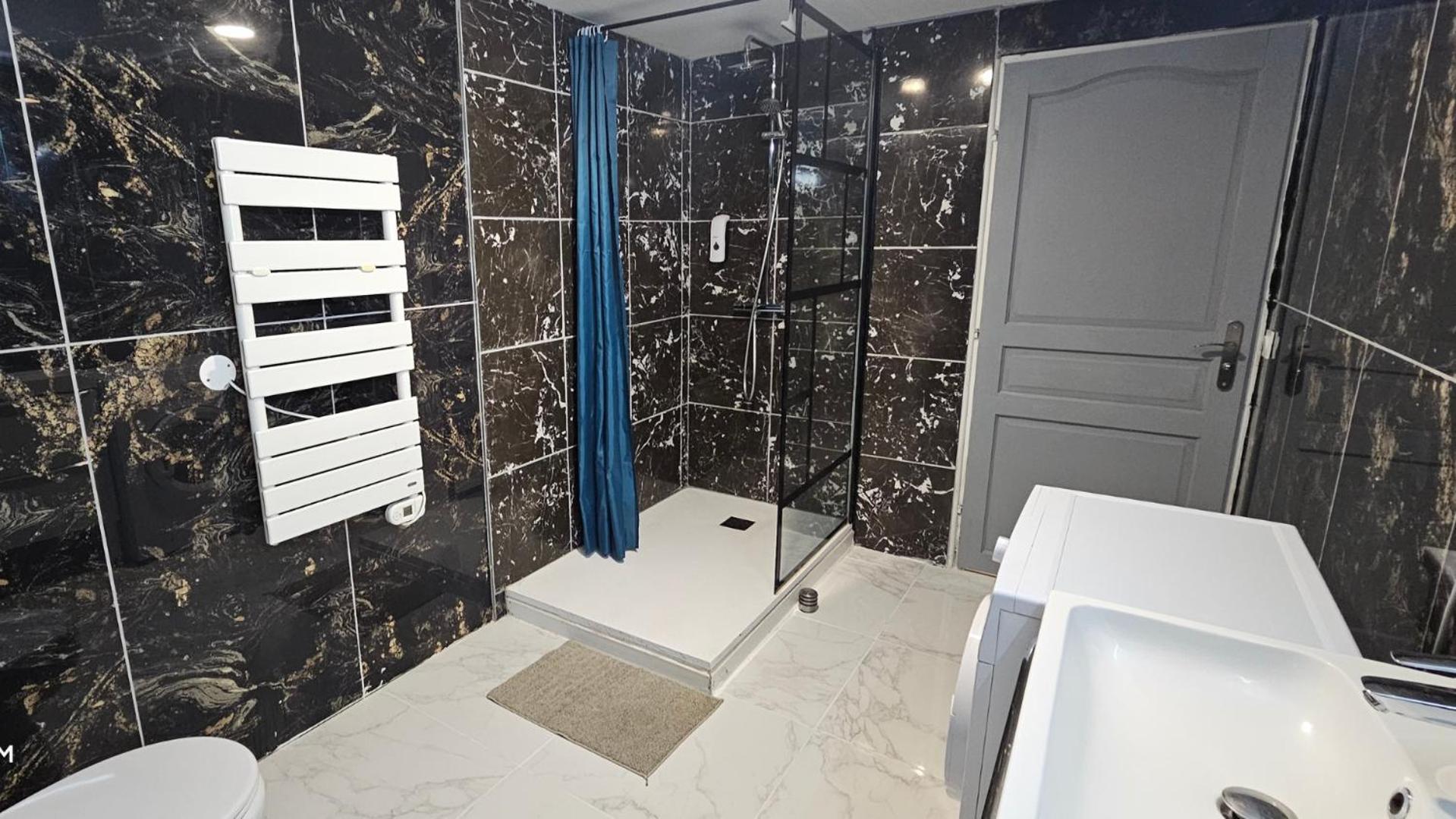 Apartment Le Concorde-wifi-clim-parking-3etoiles-ockeys Bram